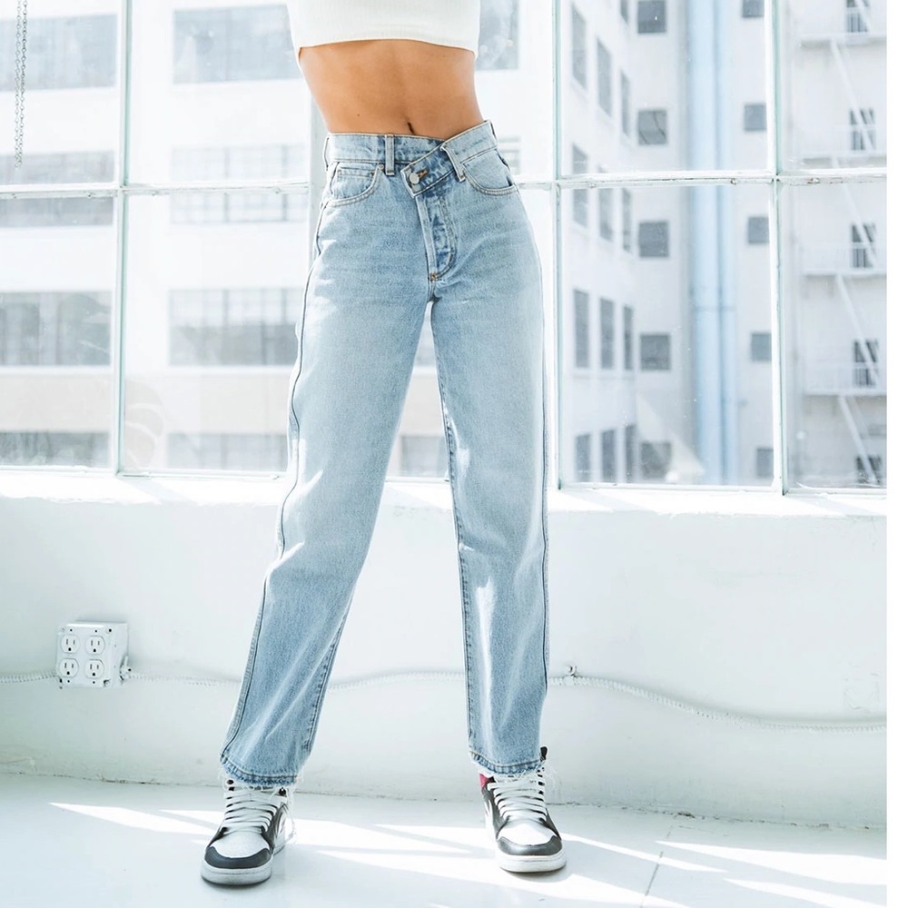 Revice asymmetrical jeans